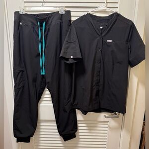 Figs FREEx Scrub Set